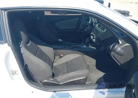 2014 Chevrolet Camaro 2Ls z USA, uszkodzony, nr VIN 2G1FA1E37E9278710